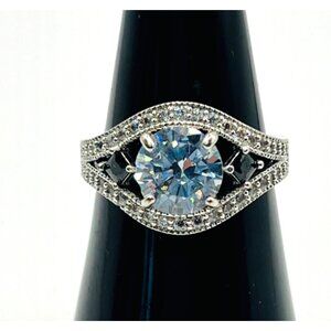Ring Bomb Party Ring, NWOT, size 7